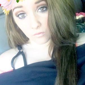 Meet your Posher, Roxanne